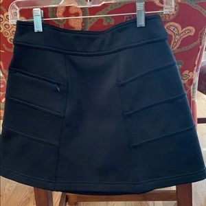 Black athleta winter skirt